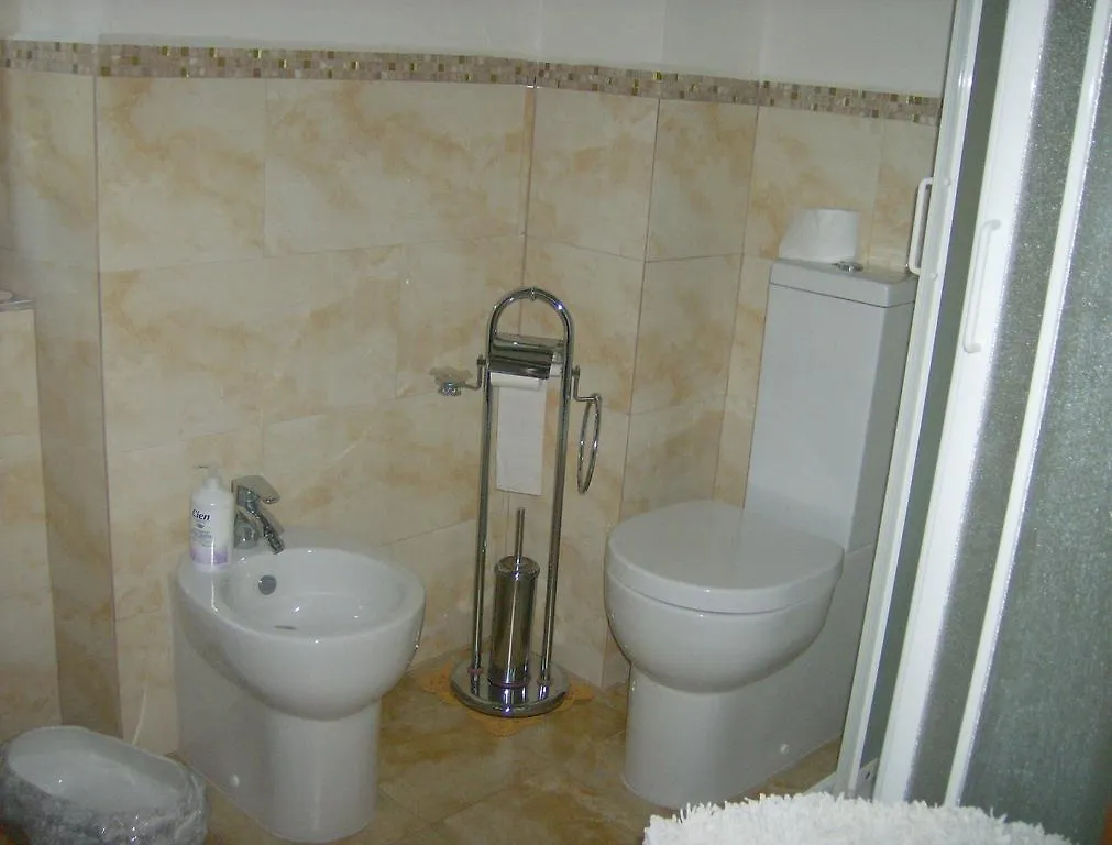 Casa Dina Bed & Breakfast Terontola Italy